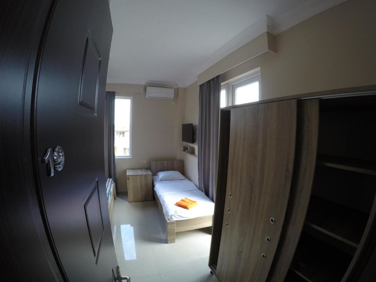 Отель Hotel Estonia Two Кобулети